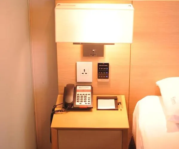 Travelodge Myeongdong Euljiro Otel 3*