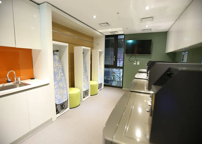 Travelodge Myeongdong Euljiro Hotel 3*