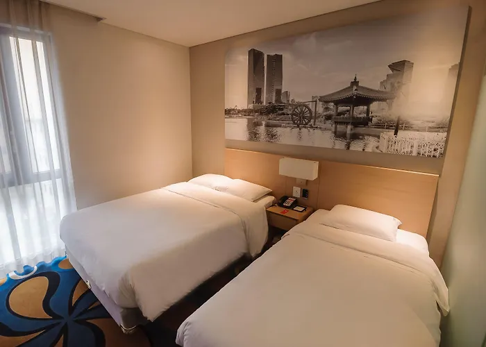 Travelodge Myeongdong Euljiro 3*