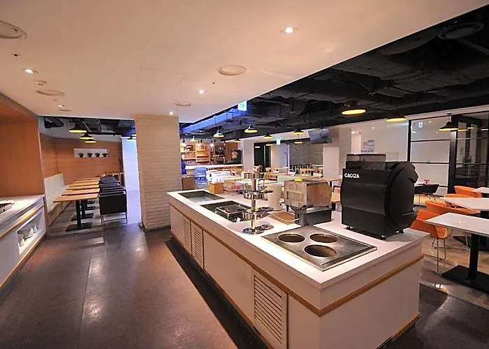 Hotel Travelodge Myeongdong Euljiro 3*